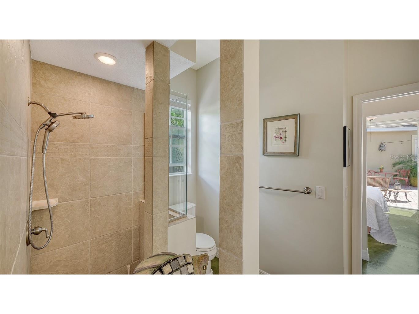 640 N Osprey Avenue Sarasota FL 34236 A4672346 image29