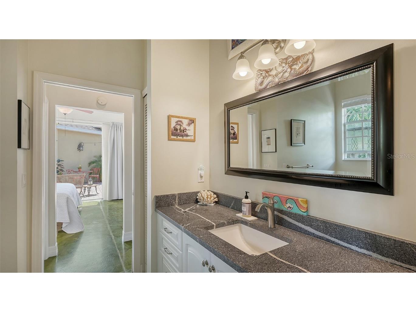 640 N Osprey Avenue Sarasota FL 34236 A4672346 image31