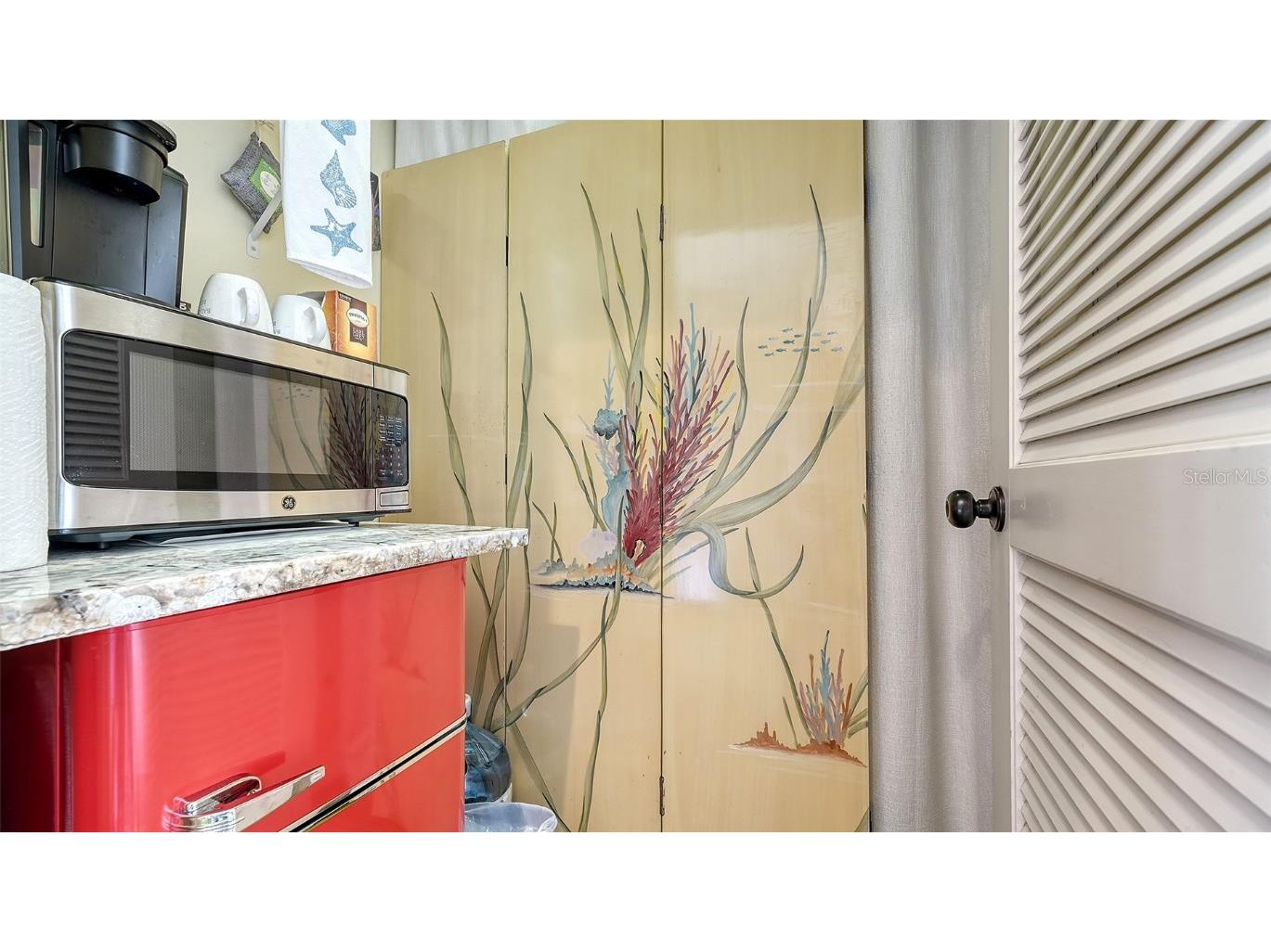 640 N Osprey Avenue Sarasota FL 34236 A4672346 image51