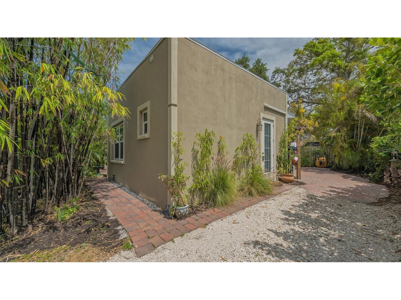 640 N Osprey Avenue Sarasota FL 34236 A4672346 image52