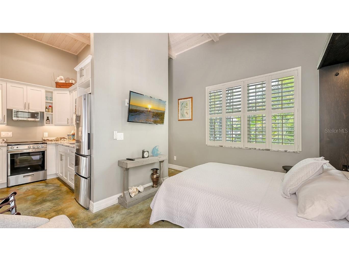 640 N Osprey Avenue Sarasota FL 34236 A4672346 image55