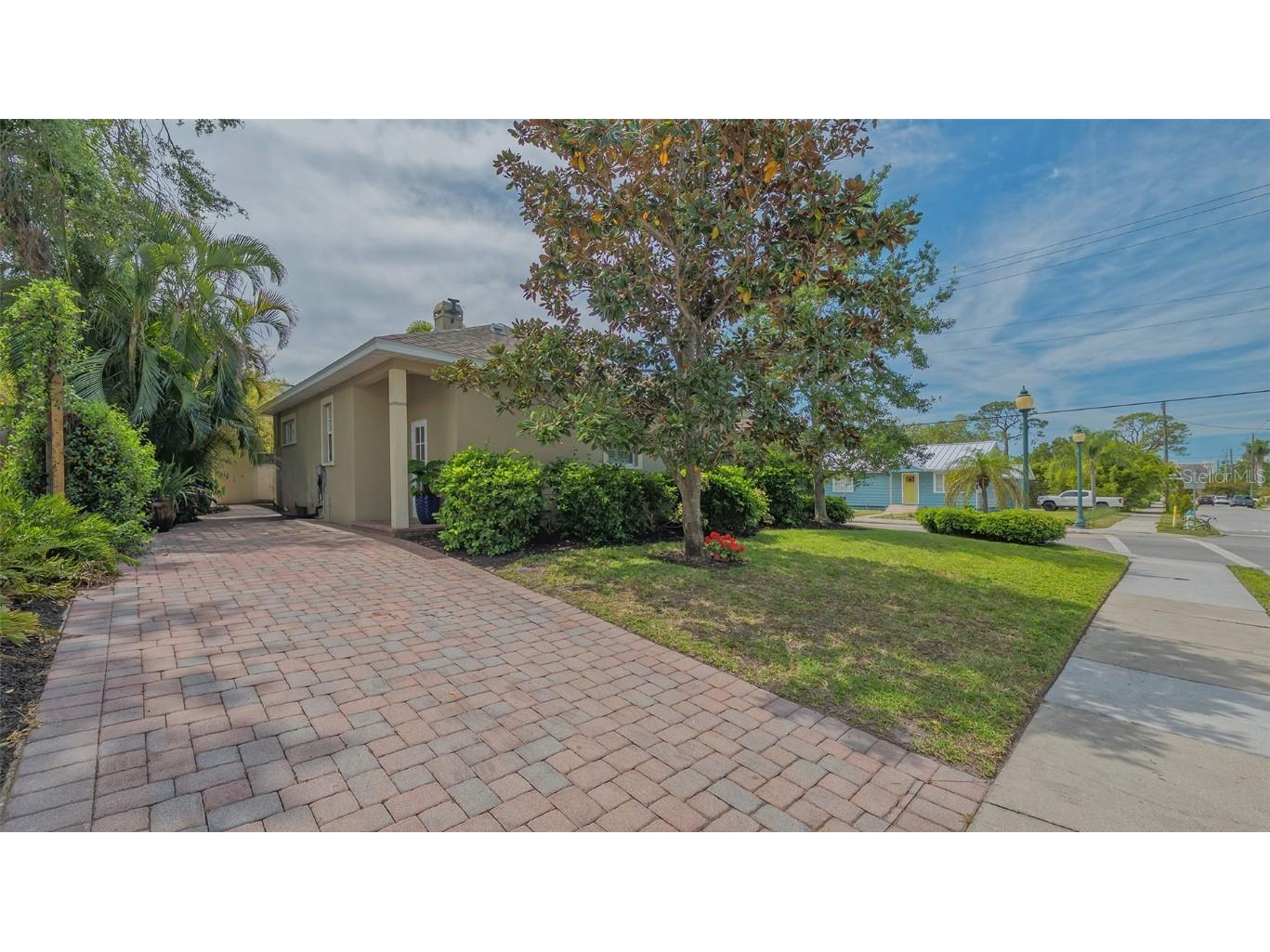 640 N Osprey Avenue Sarasota FL 34236 A4672346 image6