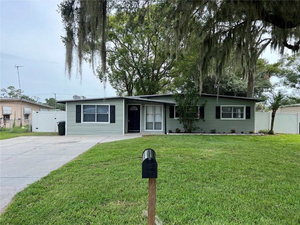 640 W Pinecrest Drive Bartow FL 33830 L4937937 image1