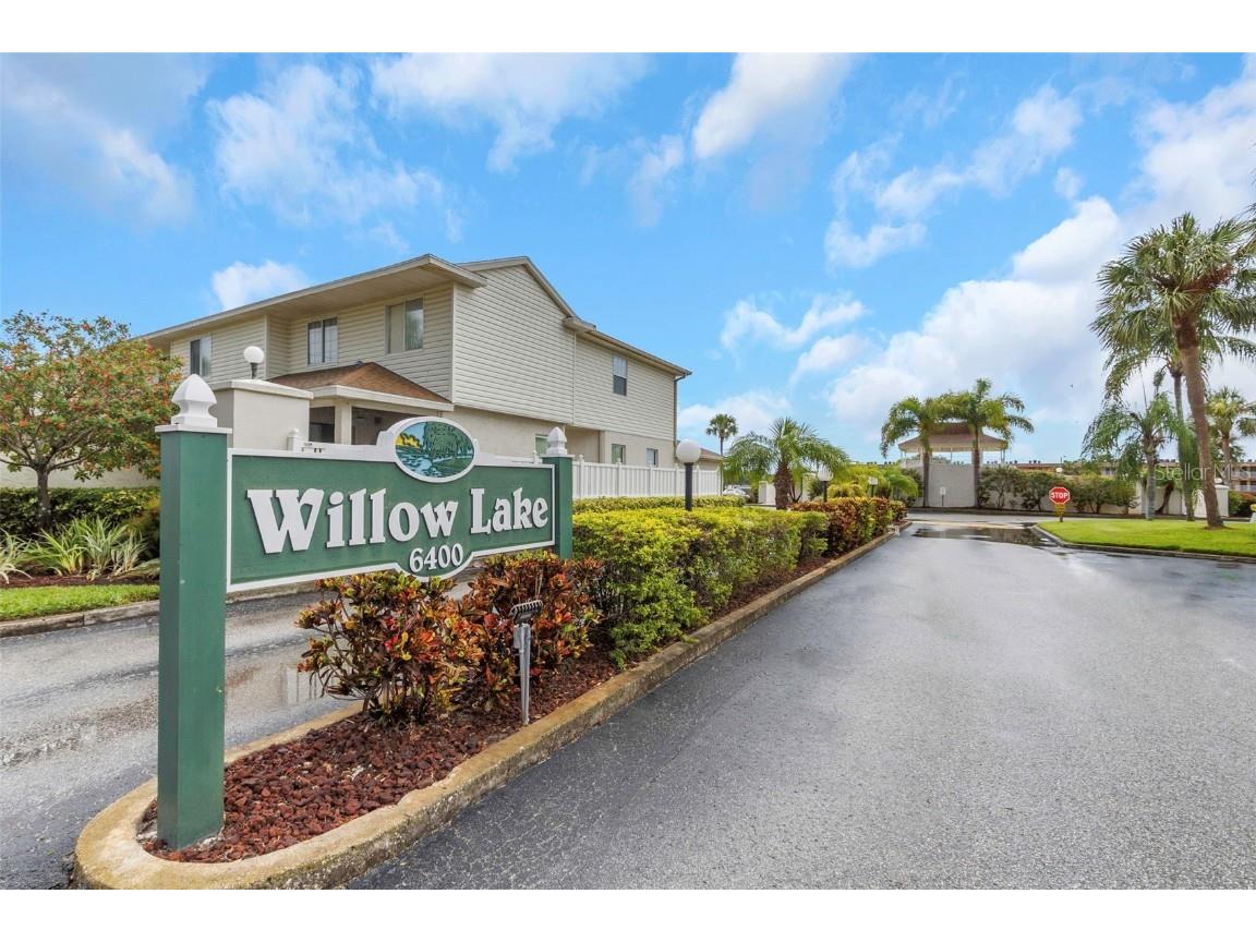 6400 46th Avenue N #203 Kenneth City FL 33709 U8207738 image1