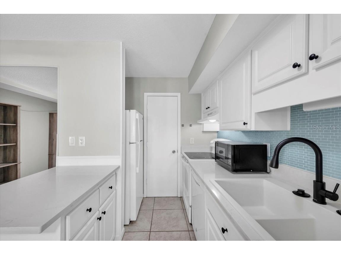 6400 46th Avenue N #203 Kenneth City FL 33709 TB8390965 image10