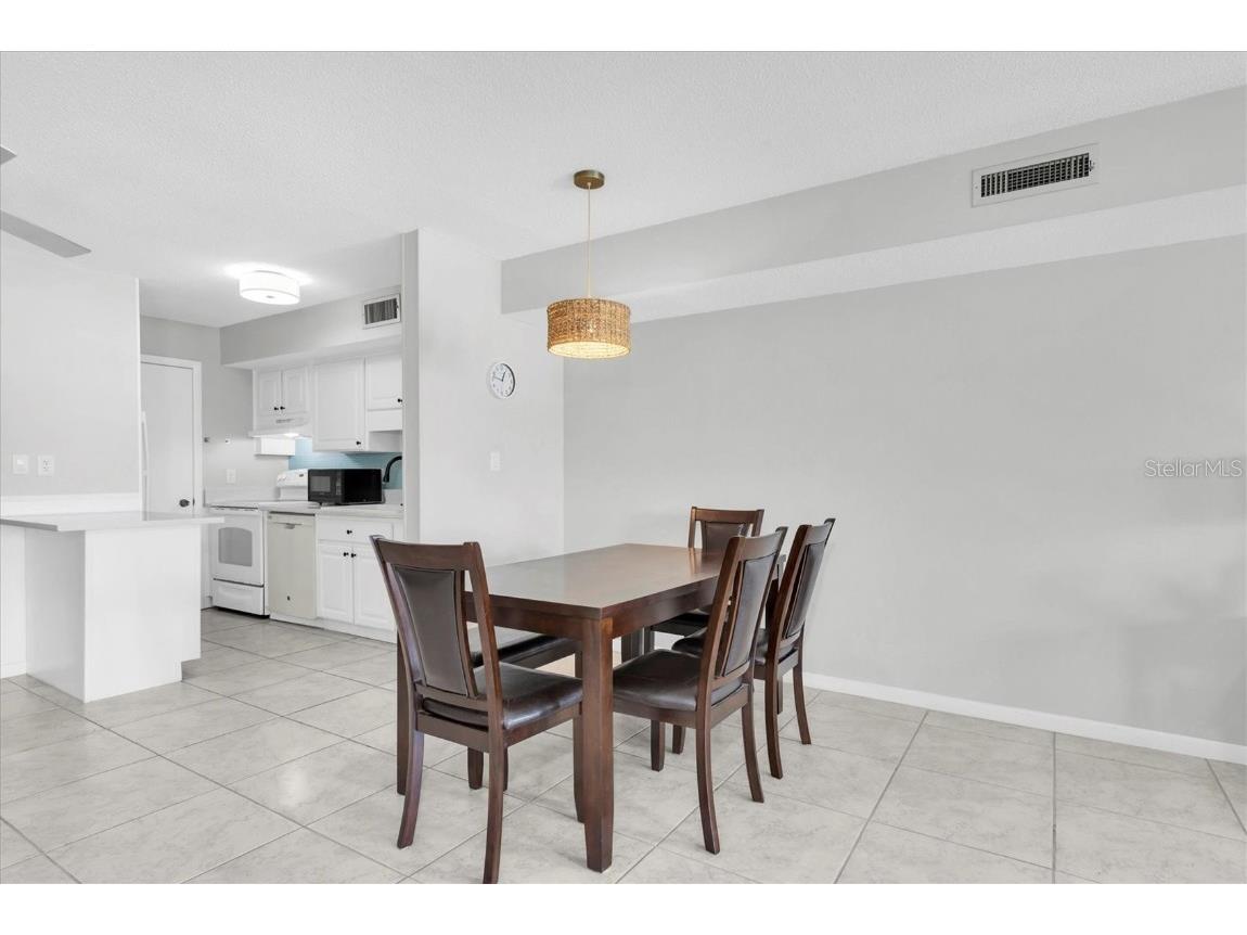 6400 46th Avenue N #203 Kenneth City FL 33709 TB8390965 image13