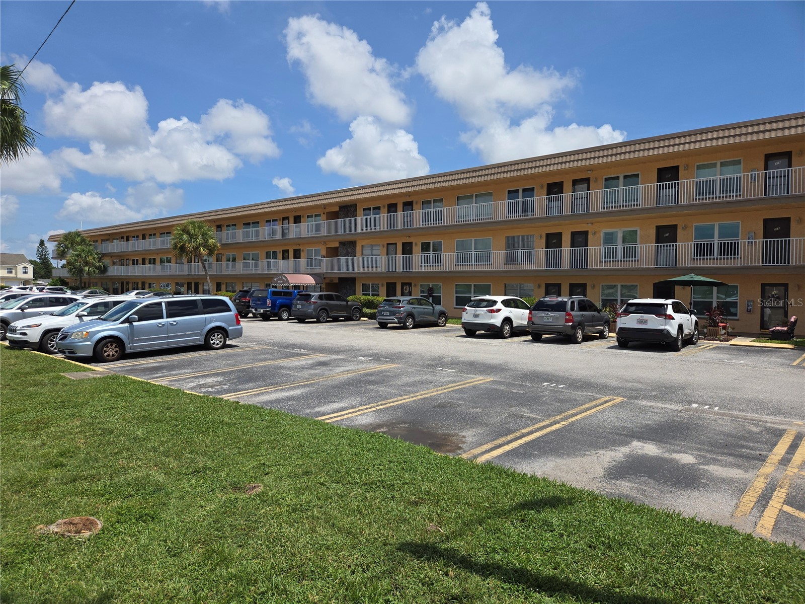 6400 46th Avenue N #305 Kenneth City FL 33709 TB8521409 image1