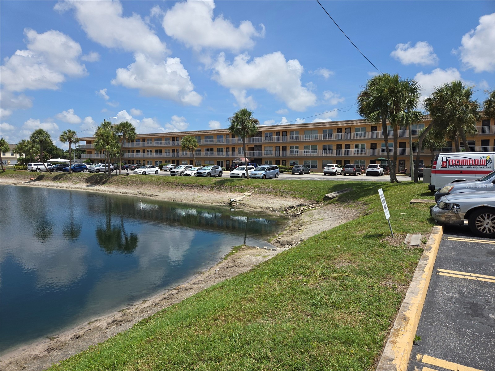 6400 46th Avenue N #305 Kenneth City FL 33709 TB8521409 image5