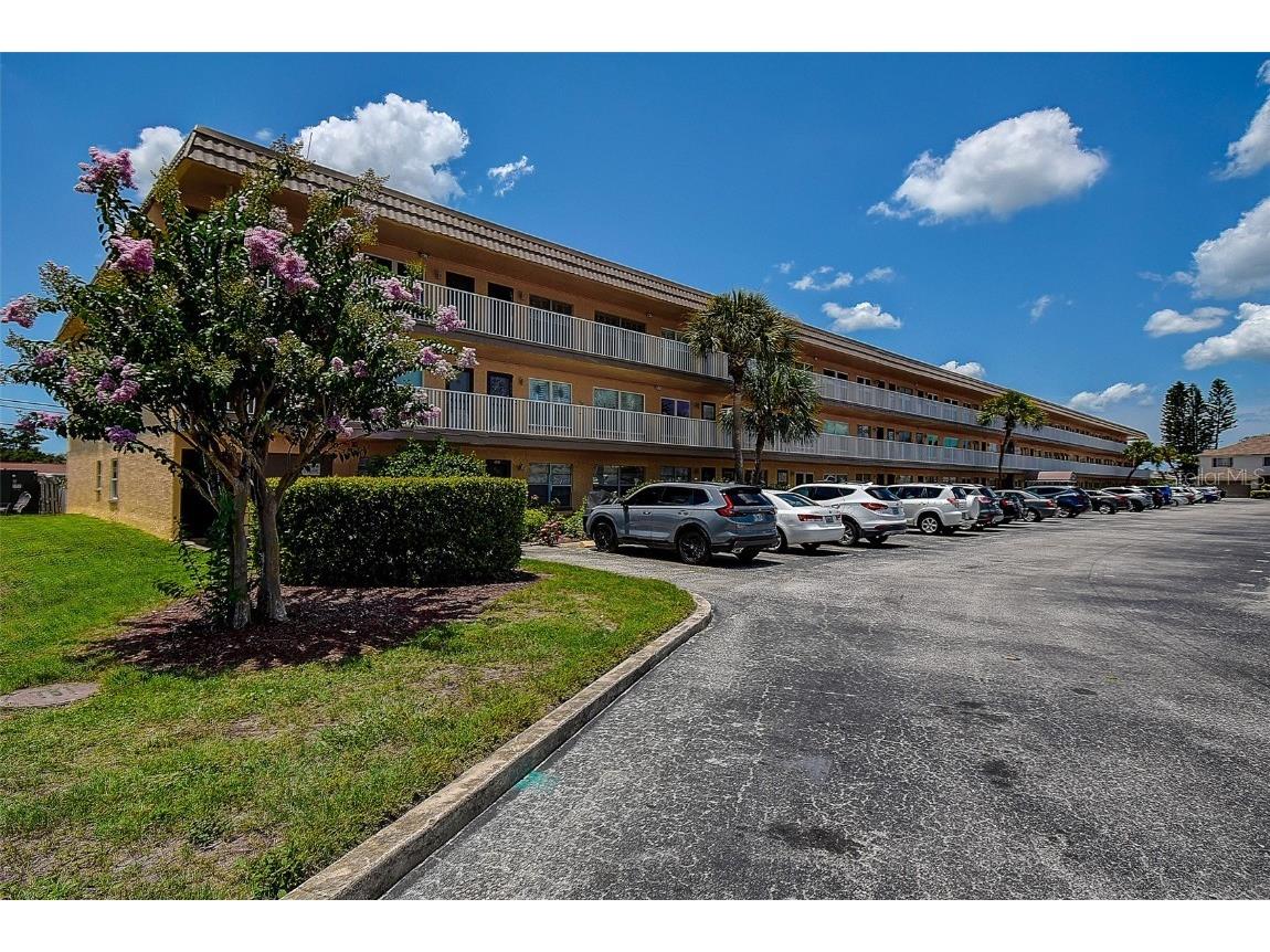 6400 46th Avenue N #307 Kenneth City FL 33709 TB8347625 image2