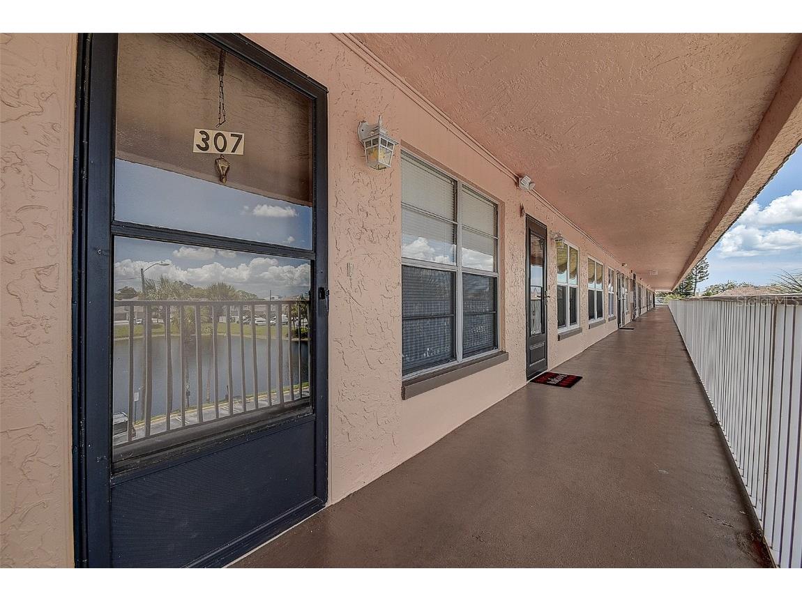 6400 46th Avenue N #307 Kenneth City FL 33709 TB8347625 image27