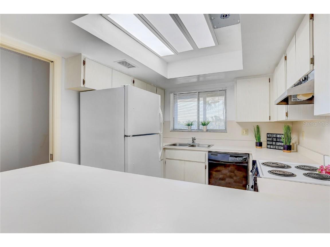 6400 Flotilla Drive #15 Holmes Beach FL 34217 TB8439383 image12