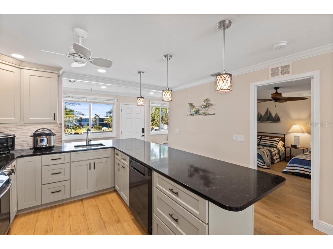 6400 Flotilla Drive #87 Holmes Beach FL 34217 A4649082 image7