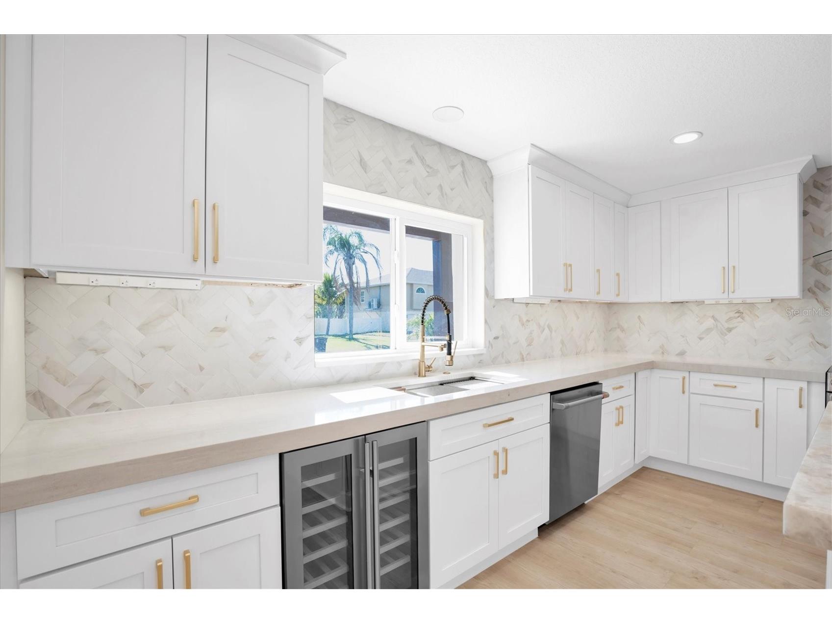 6400 Mockingbird Way S Saint Petersburg FL 33707 TB8466872 image13