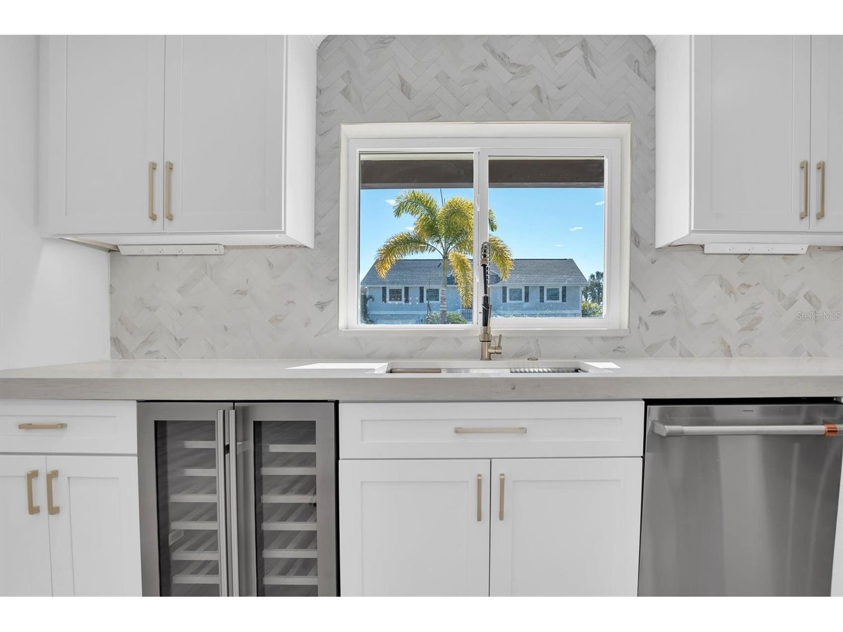 6400 Mockingbird Way S Saint Petersburg FL 33707 TB8466872 image15