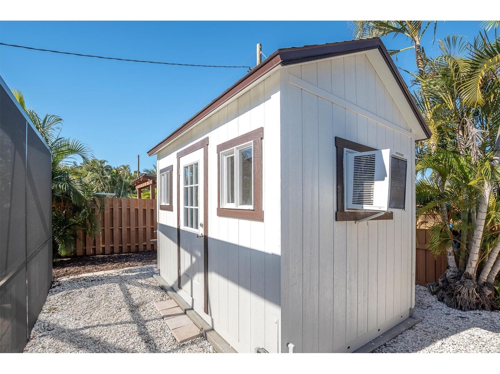 6400 Mockingbird Way S Saint Petersburg FL 33707 TB8466872 image38