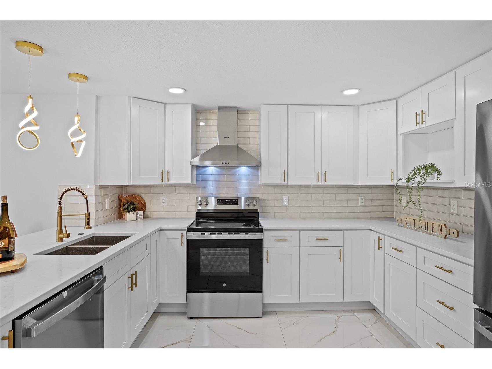 6400 Montana Avenue New Port Richey FL 34653 TB8529661 image10