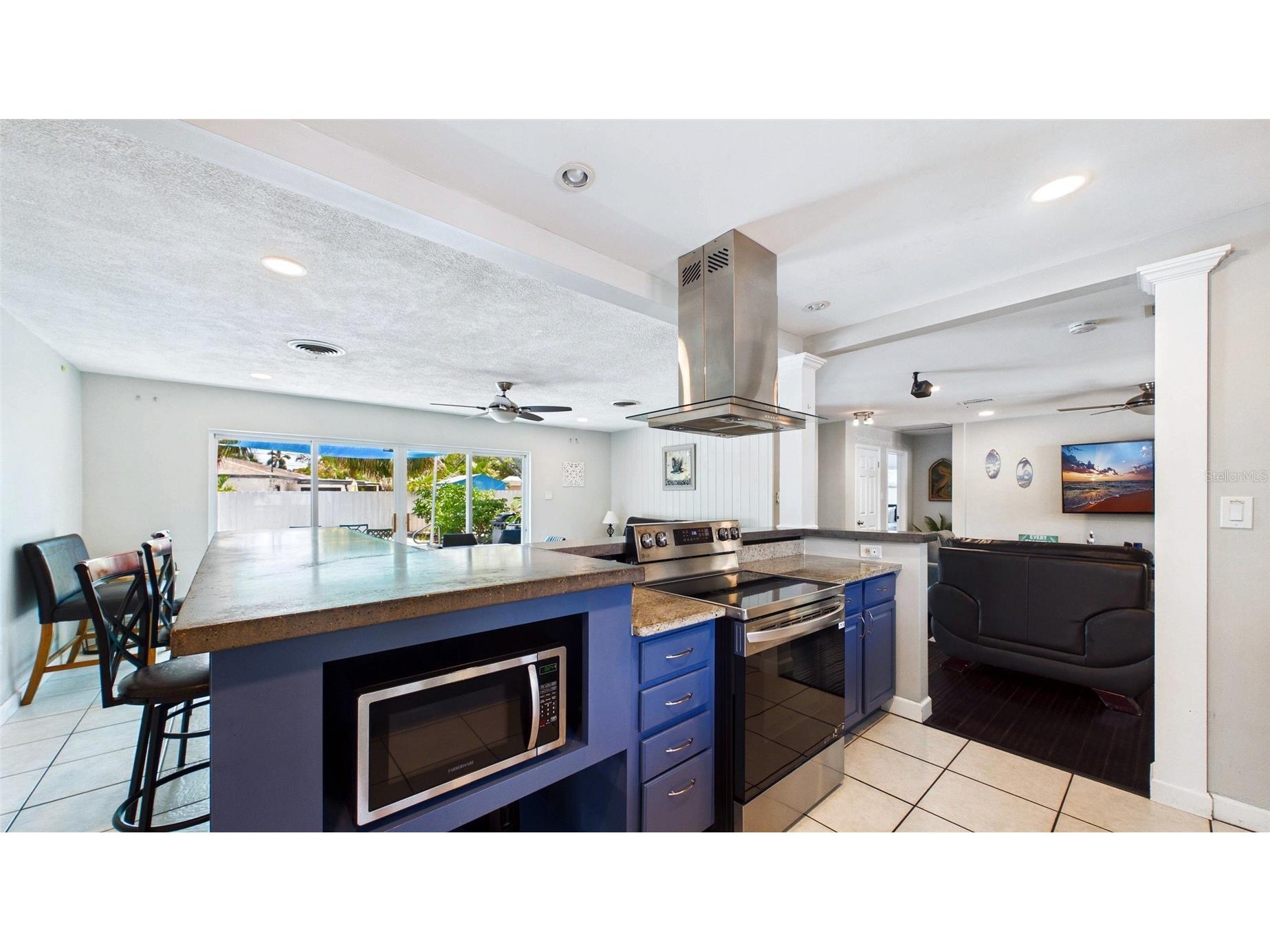6400 Pelican Drive S Saint Petersburg FL 33707 TB8520895 image18