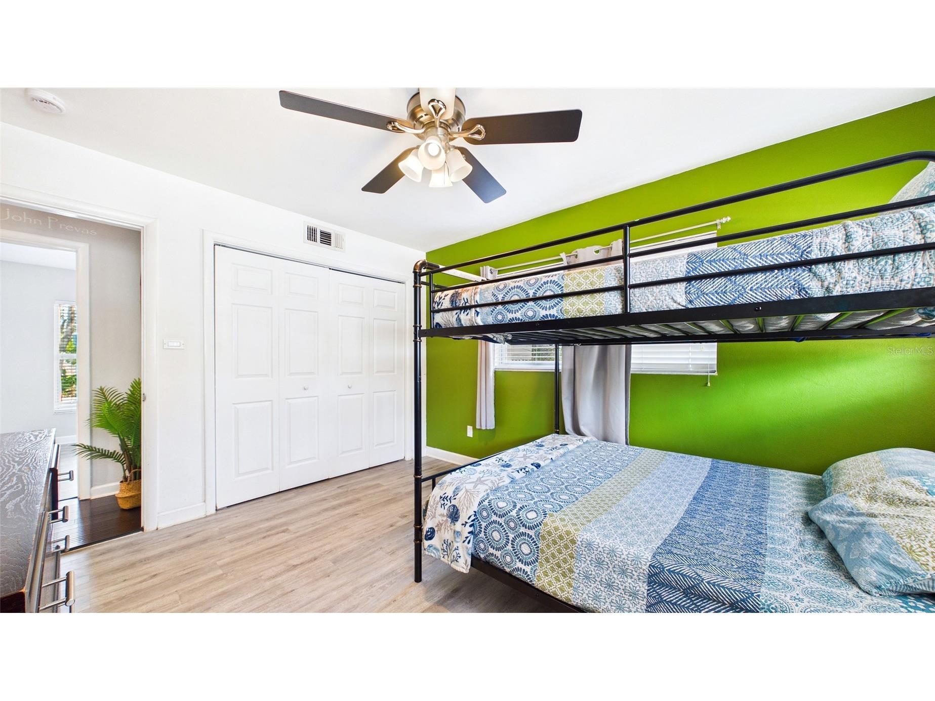6400 Pelican Drive S Saint Petersburg FL 33707 TB8520895 image27