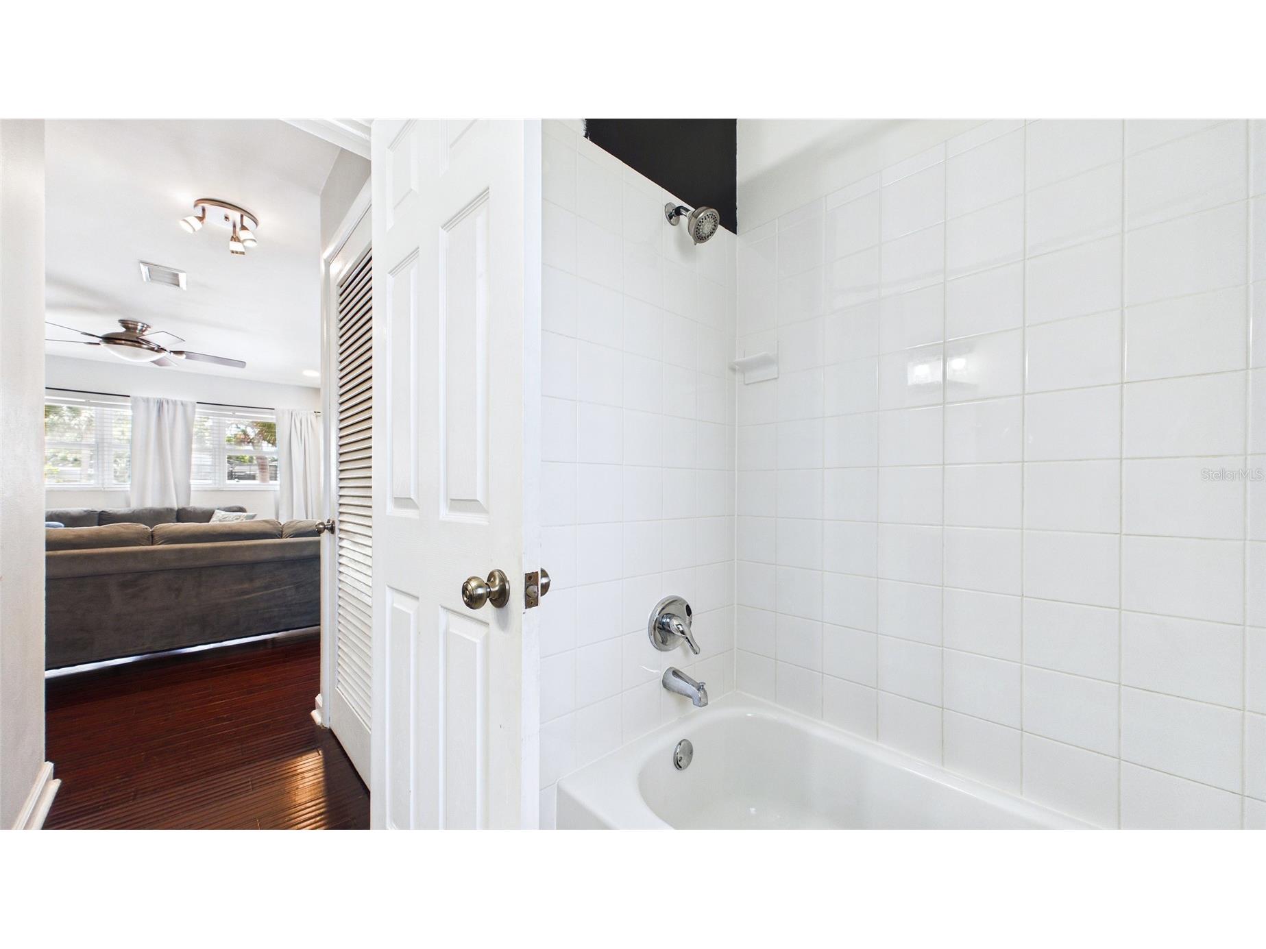 6400 Pelican Drive S Saint Petersburg FL 33707 TB8520895 image29