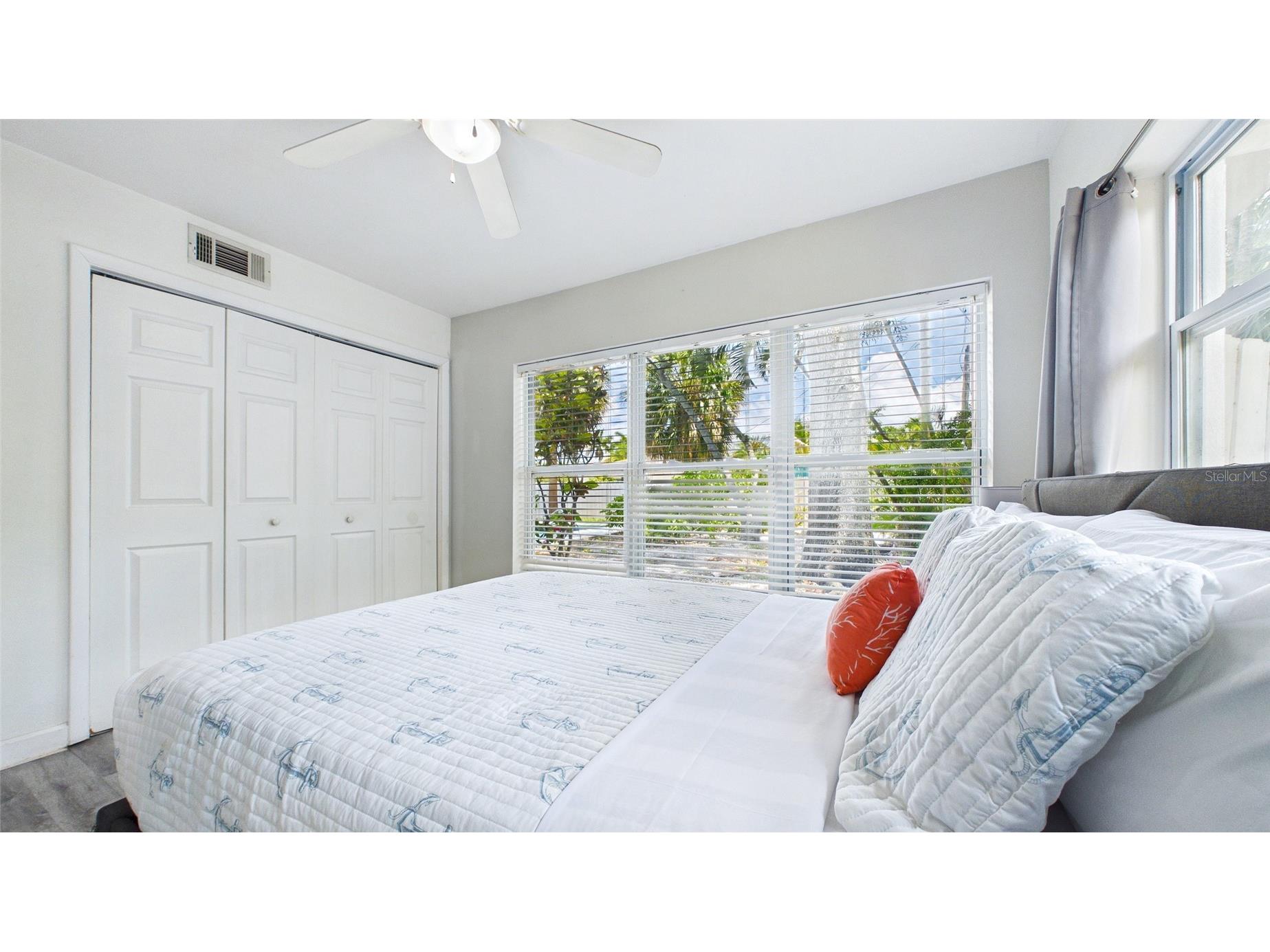 6400 Pelican Drive S Saint Petersburg FL 33707 TB8520895 image33