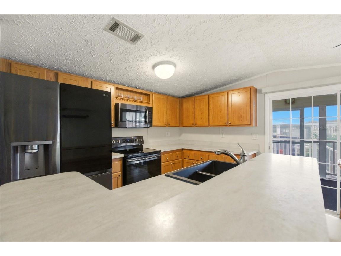 6400 Taylor Road N #B15 Punta Gorda FL 33950 C7518578 image10
