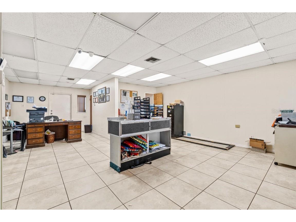 6401 35th Street N Pinellas Park FL 33781 TB8430271 image16