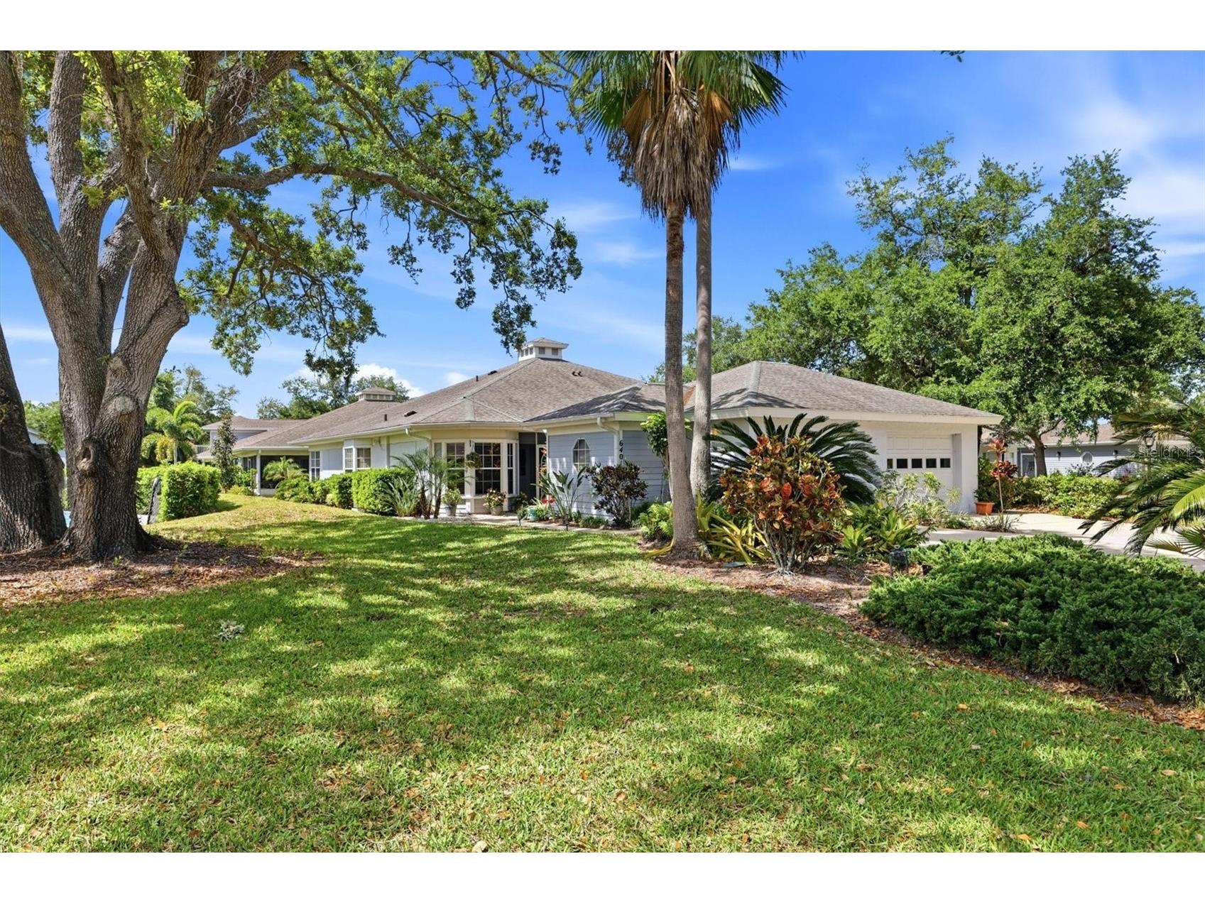 6401 Approach Road #32 Sarasota FL 34238 A4689670 image1