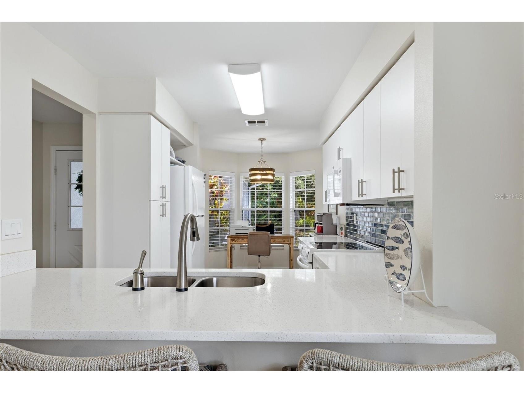 6401 Approach Road #32 Sarasota FL 34238 A4689670 image10