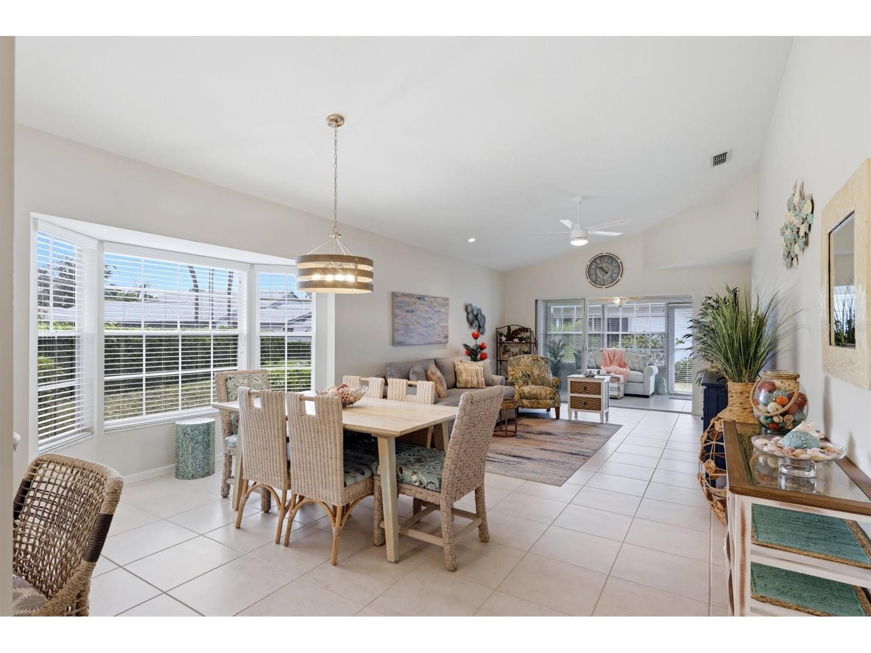 6401 Approach Road #32 Sarasota FL 34238 A4689670 image15