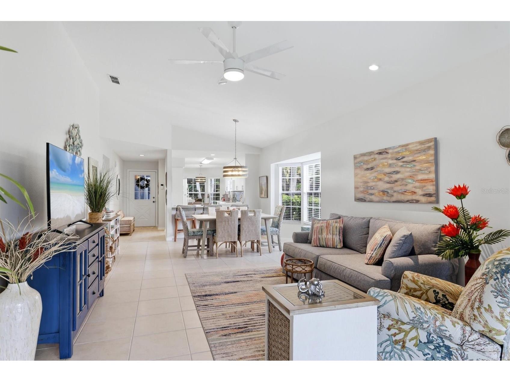 6401 Approach Road #32 Sarasota FL 34238 A4689670 image18