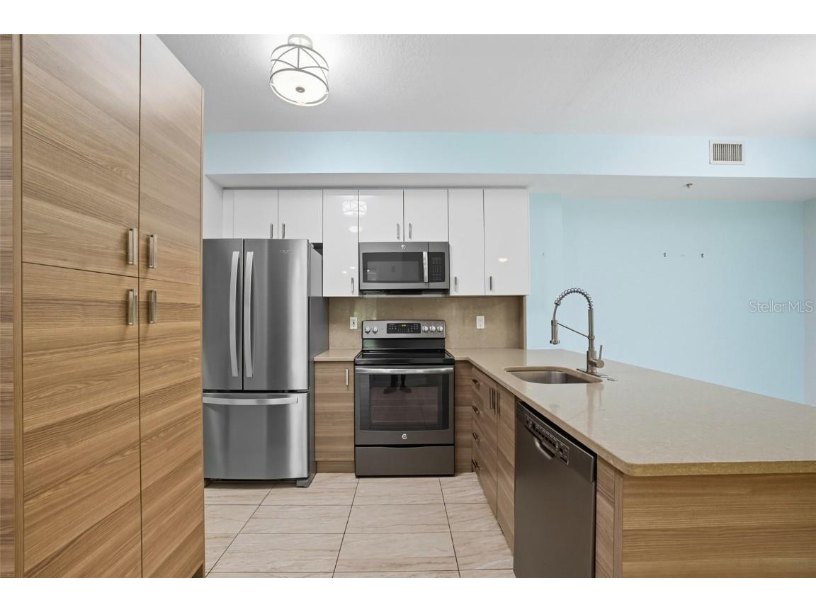 6401 Aragon Way #103 Fort Myers FL 33966 C7515934 image2