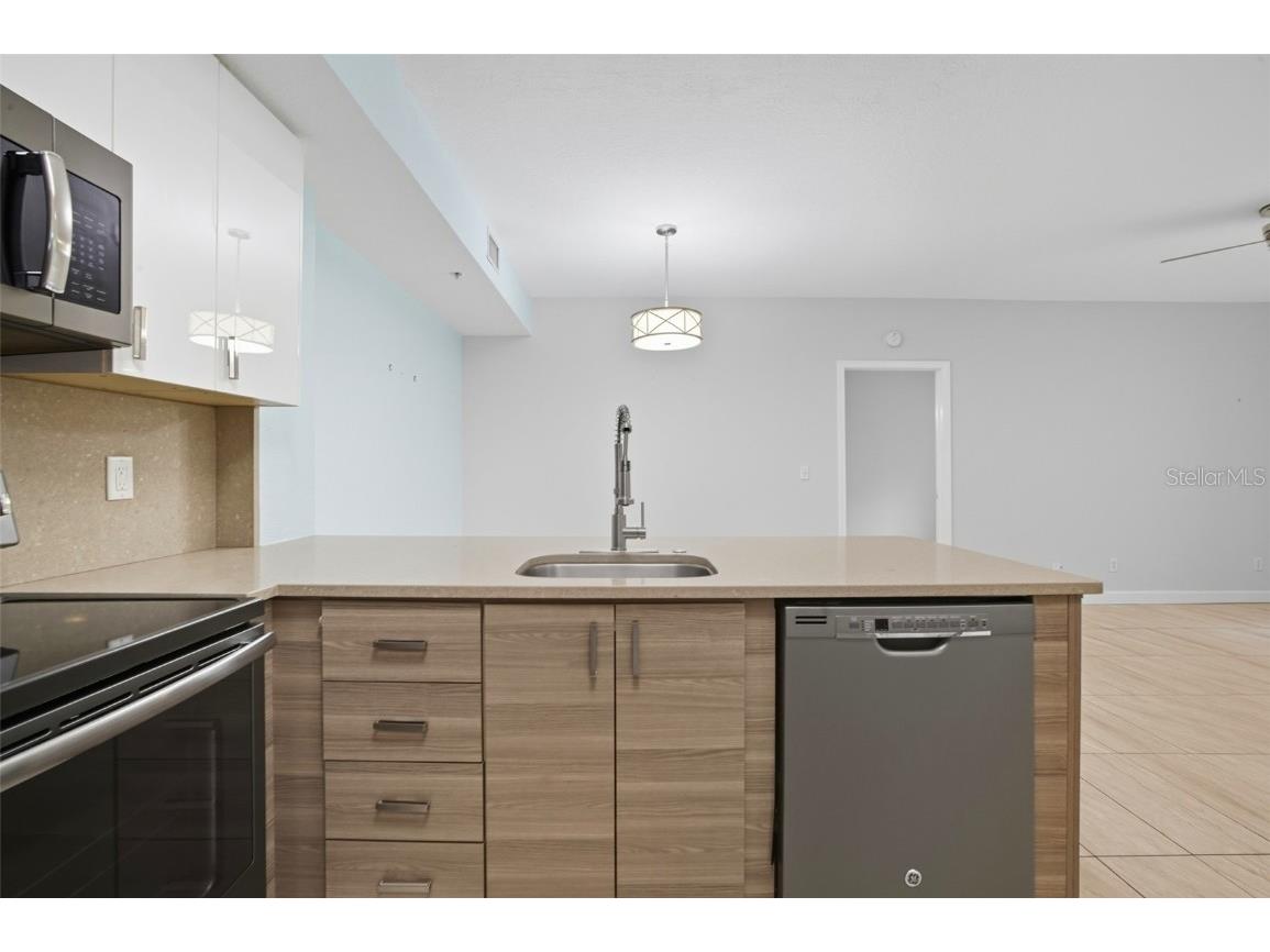 6401 Aragon Way #103 Fort Myers FL 33966 C7515934 image5