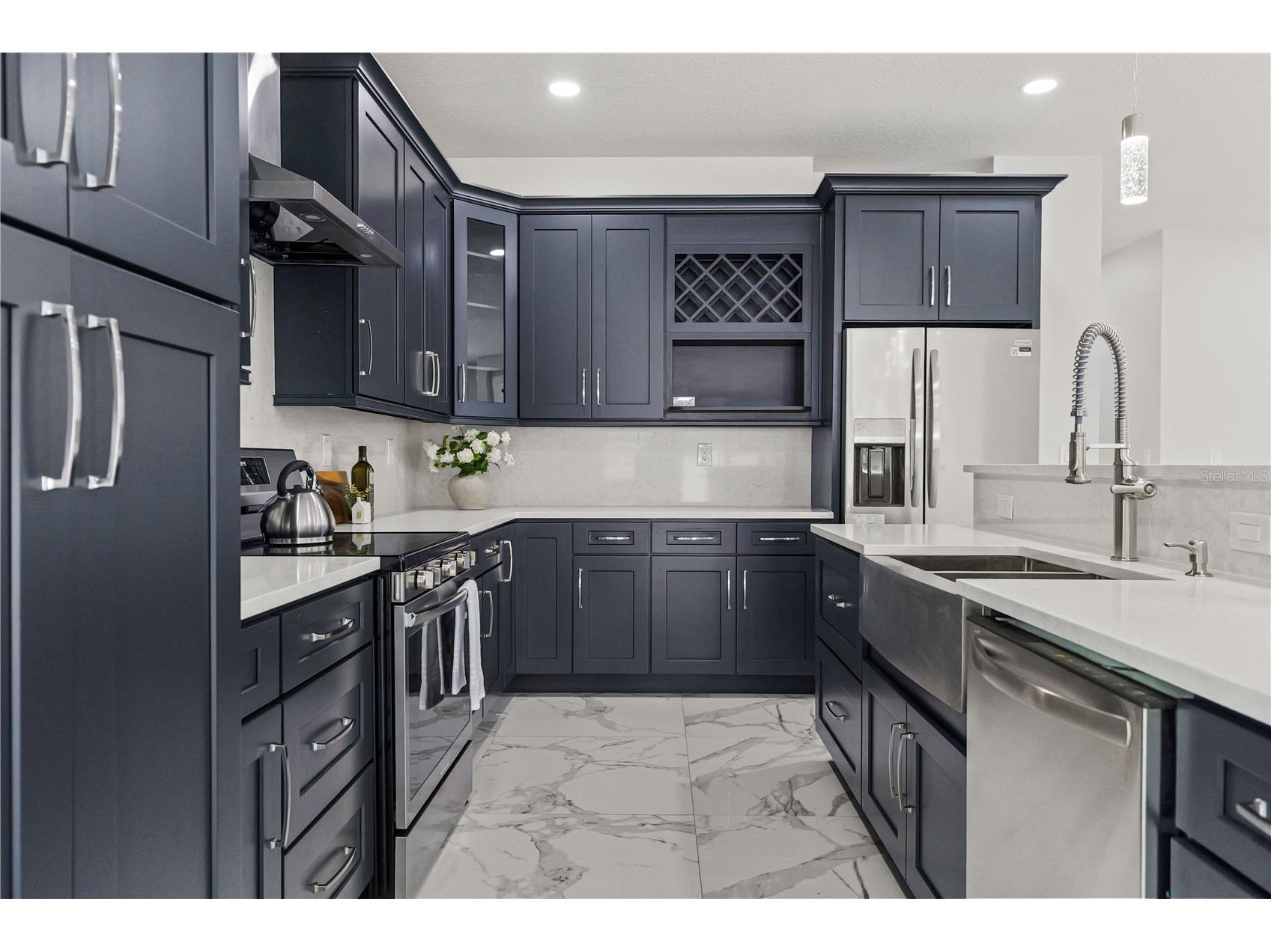 6401 Felice Avenue Tampa FL 33614 TB8499587 image10