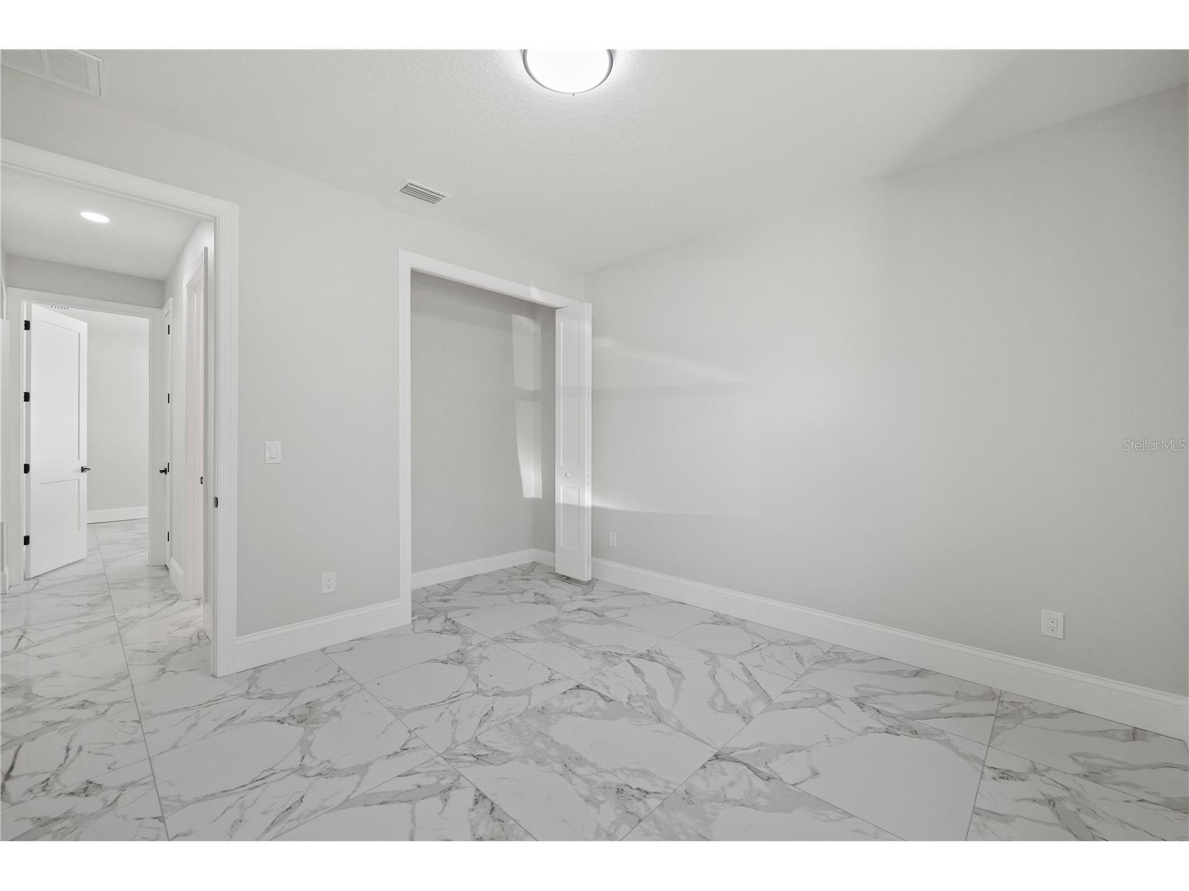 6401 Felice Avenue Tampa FL 33614 TB8499587 image36