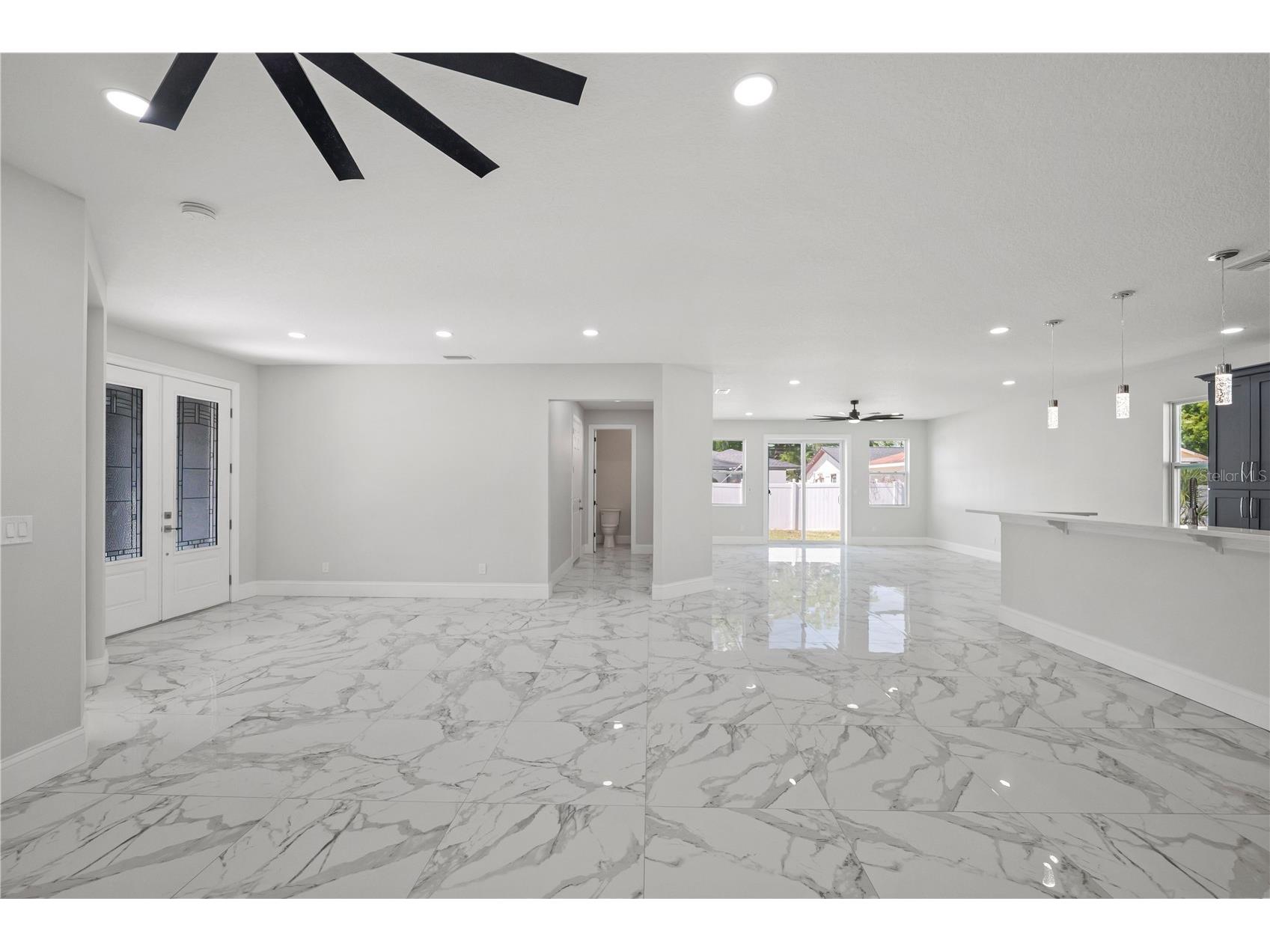 6401 Felice Avenue Tampa FL 33614 TB8499587 image50