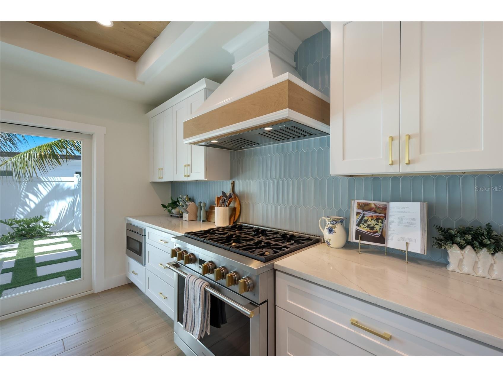 6401 Marina Drive Holmes Beach FL 34217 A4693685 image15