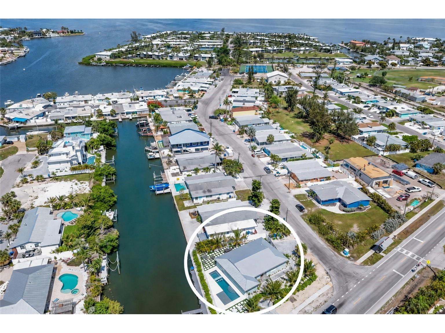 6401 Marina Drive Holmes Beach FL 34217 A4693685 image2