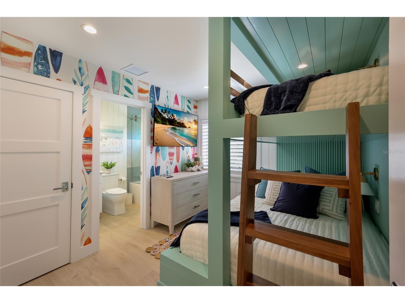 6401 Marina Drive Holmes Beach FL 34217 A4693685 image20