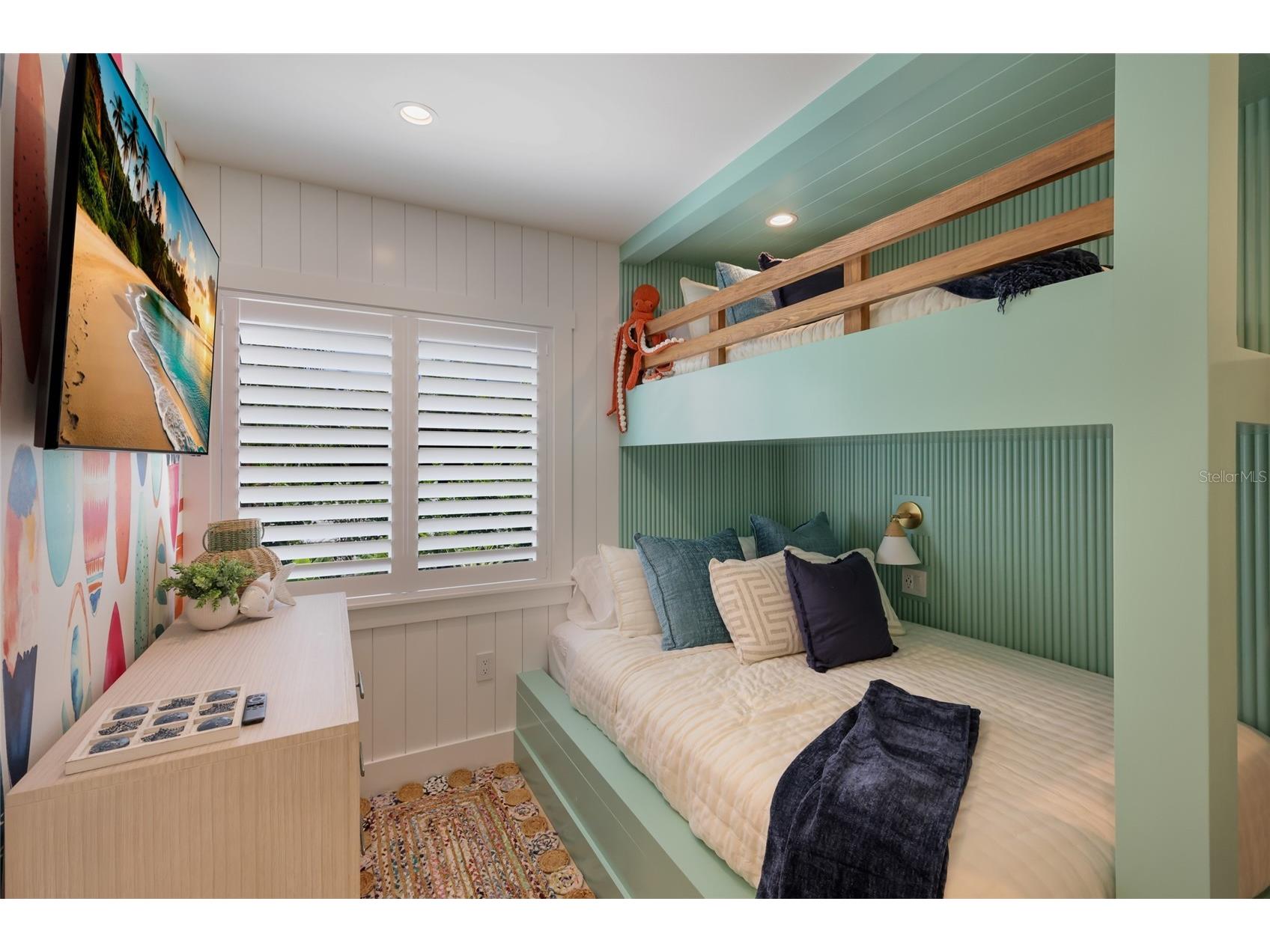 6401 Marina Drive Holmes Beach FL 34217 A4693685 image21