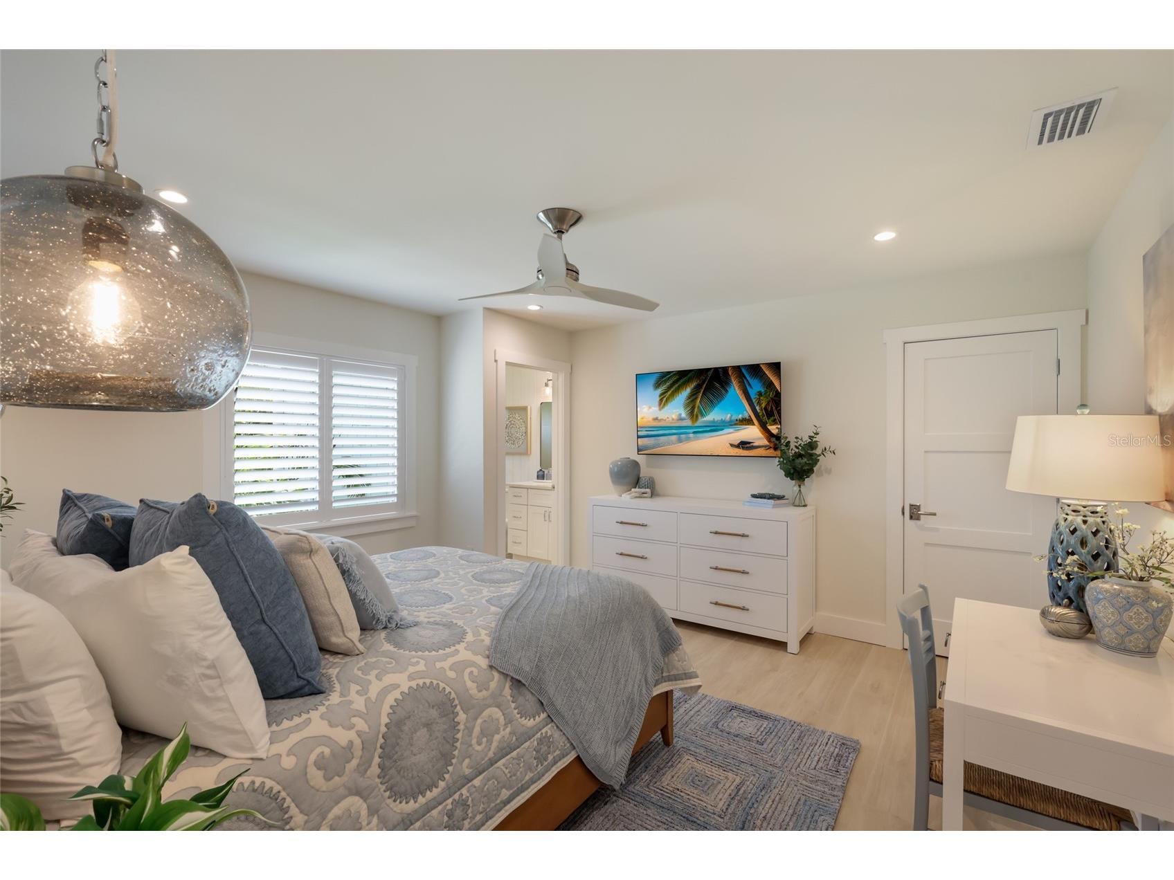 6401 Marina Drive Holmes Beach FL 34217 A4693685 image22