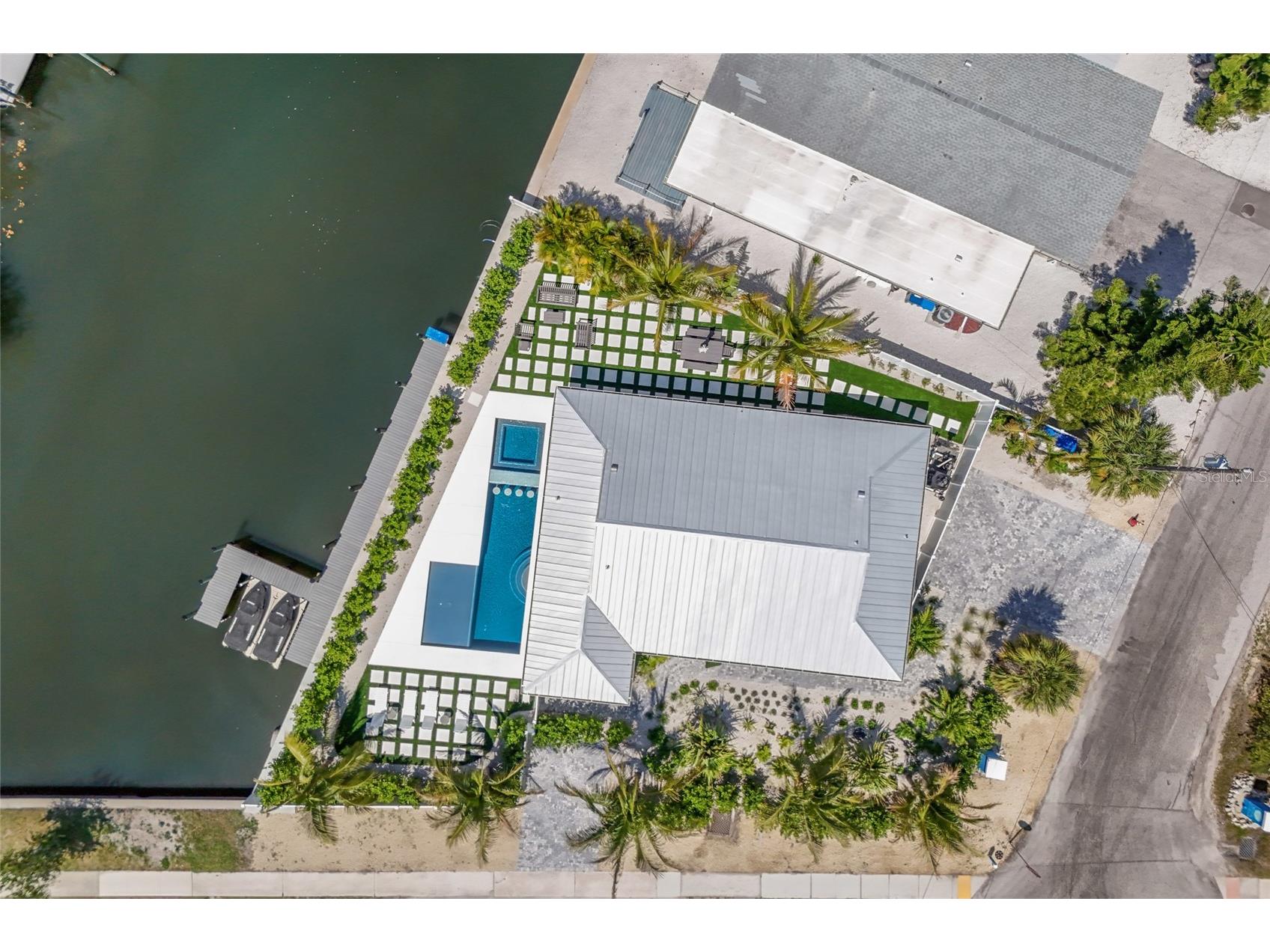 6401 Marina Drive Holmes Beach FL 34217 A4693685 image3