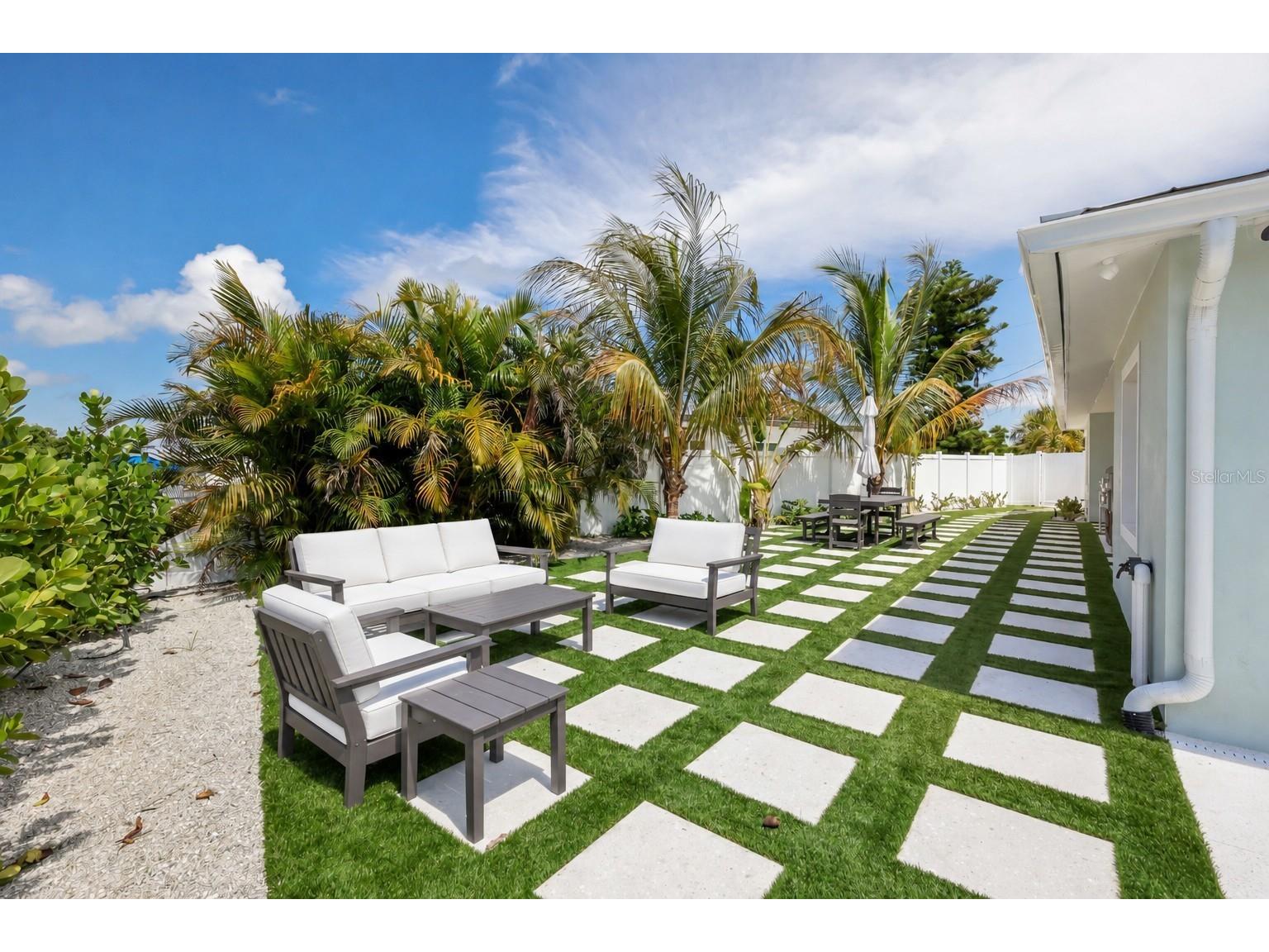 6401 Marina Drive Holmes Beach FL 34217 A4693685 image30