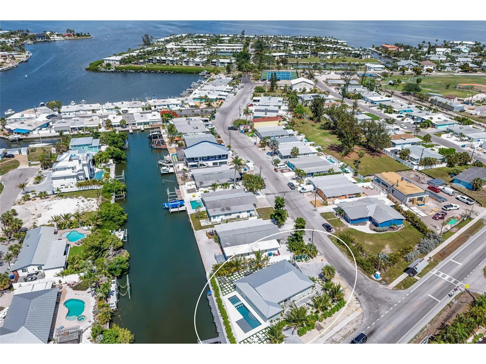 6401 Marina Drive Holmes Beach FL 34217 A4693685 image39