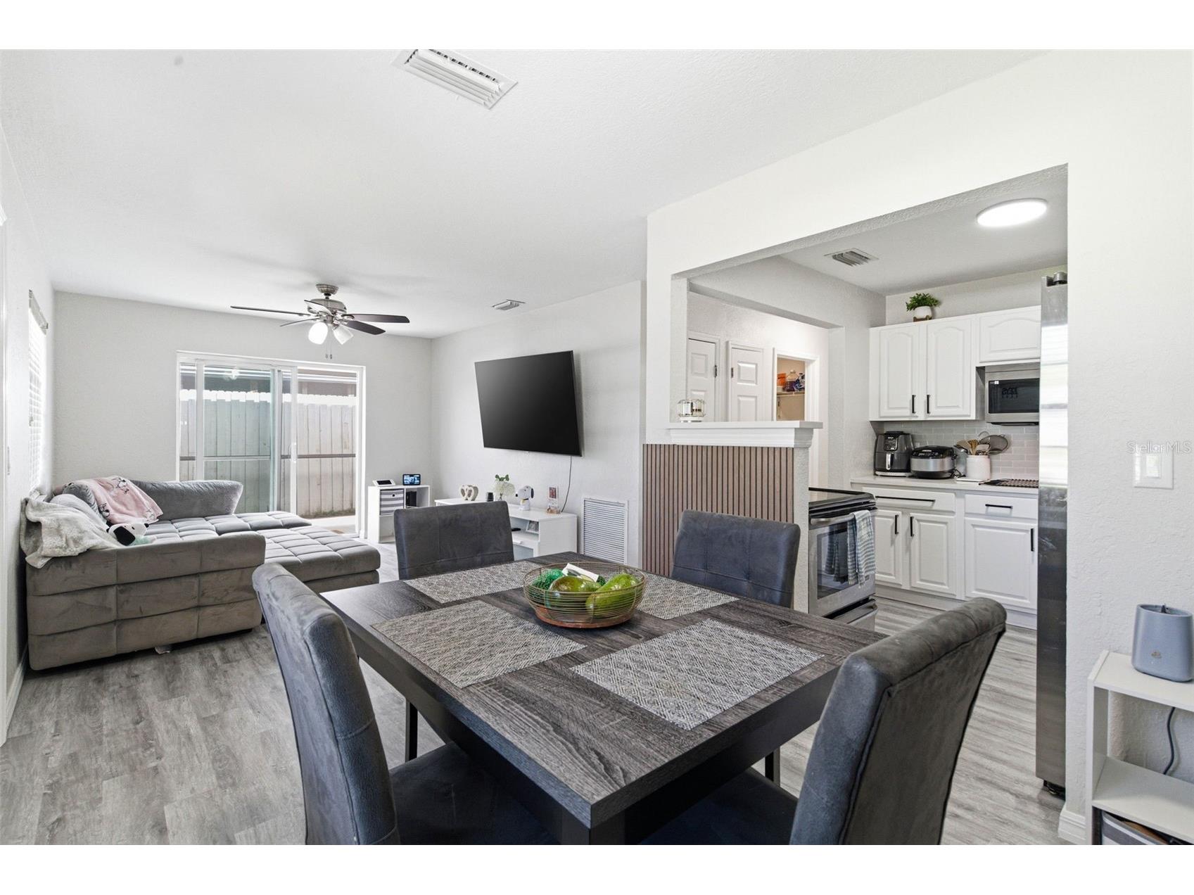 6401 N Hale Avenue Tampa FL 33614 TB8489804 image10