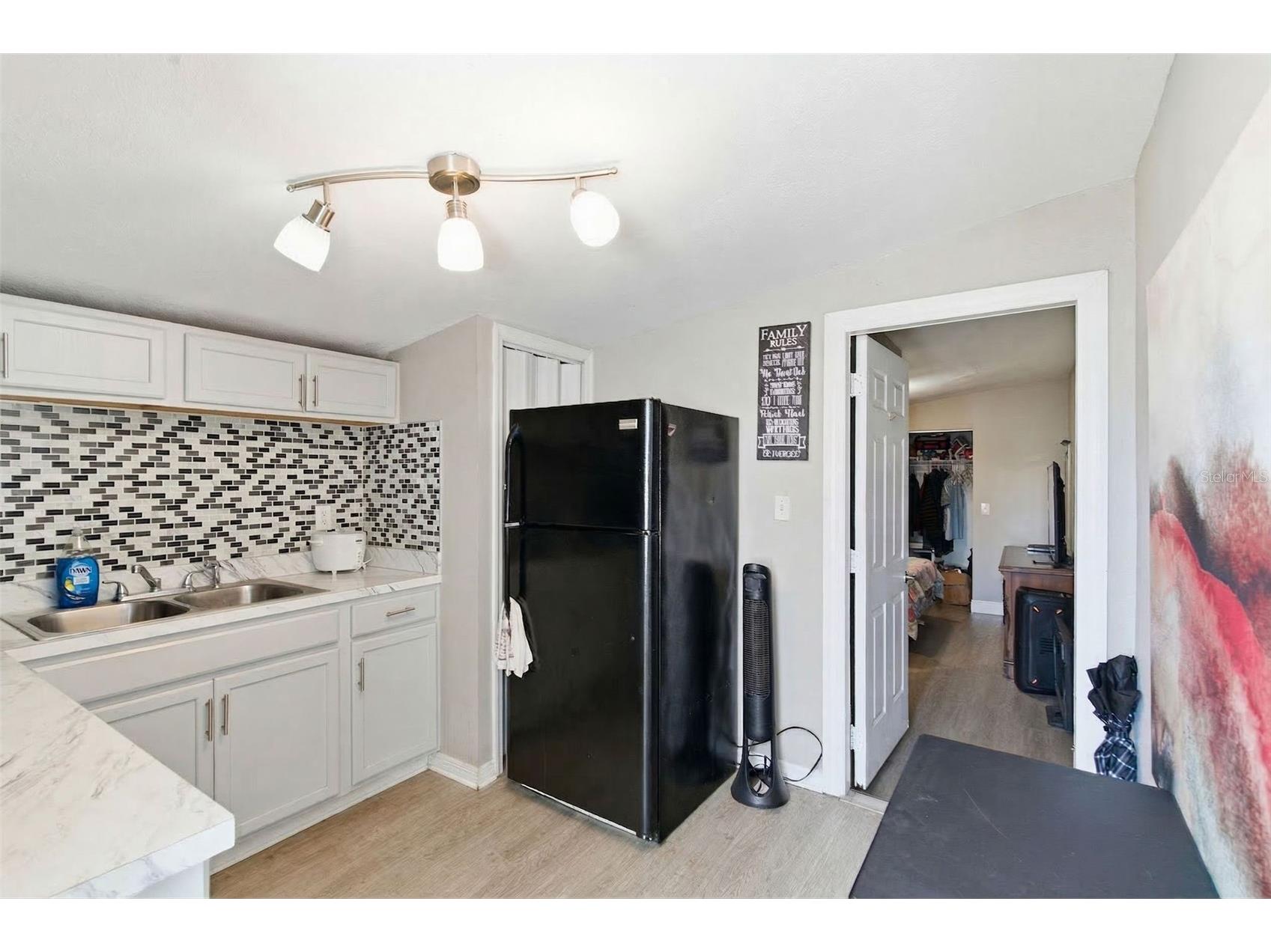 6401 N Hale Avenue Tampa FL 33614 TB8489804 image27