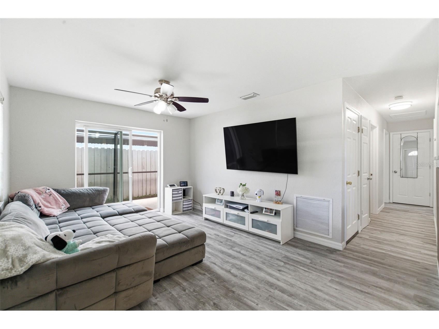 6401 N Hale Avenue Tampa FL 33614 TB8489804 image6