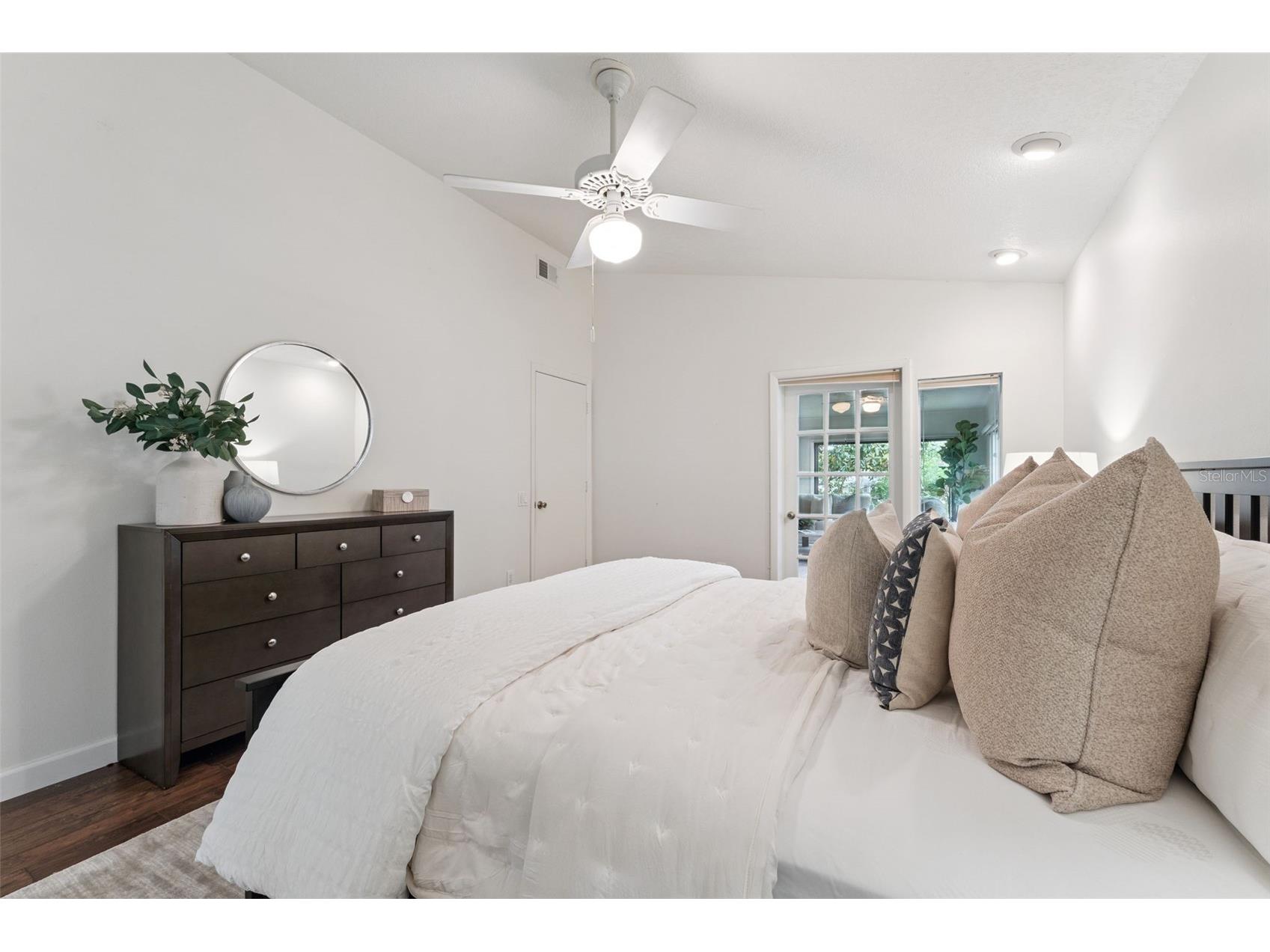 6401 Wellington Drive Orlando FL 32819 O6403245 image15