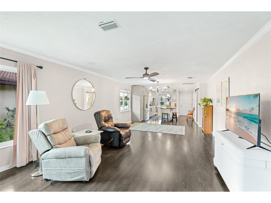 6403 Auburn Avenue Bradenton FL 34207 A4666865 image11