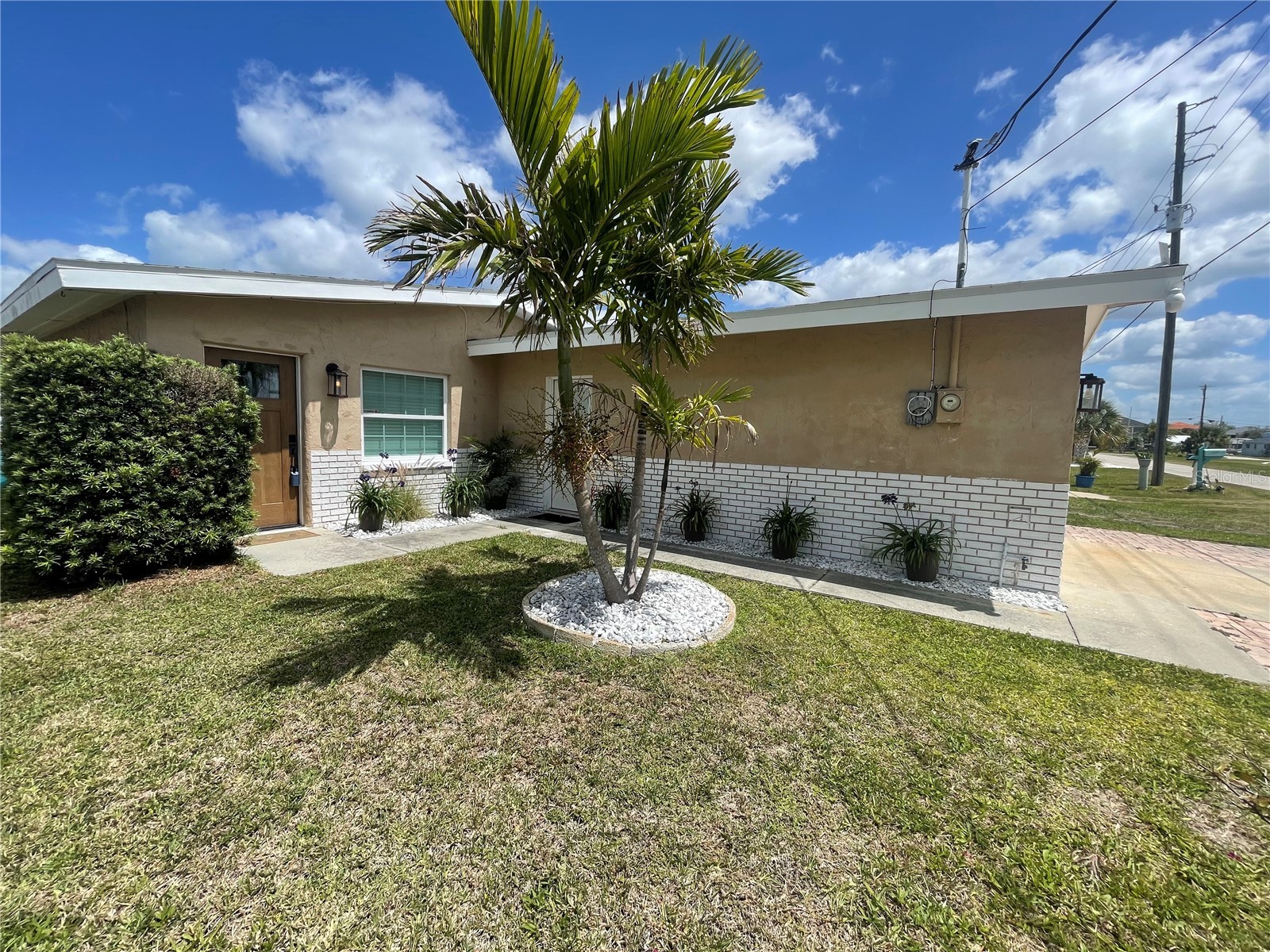 6403 Lonnie Lee Lane Hudson FL 34667 TB8488457 image1