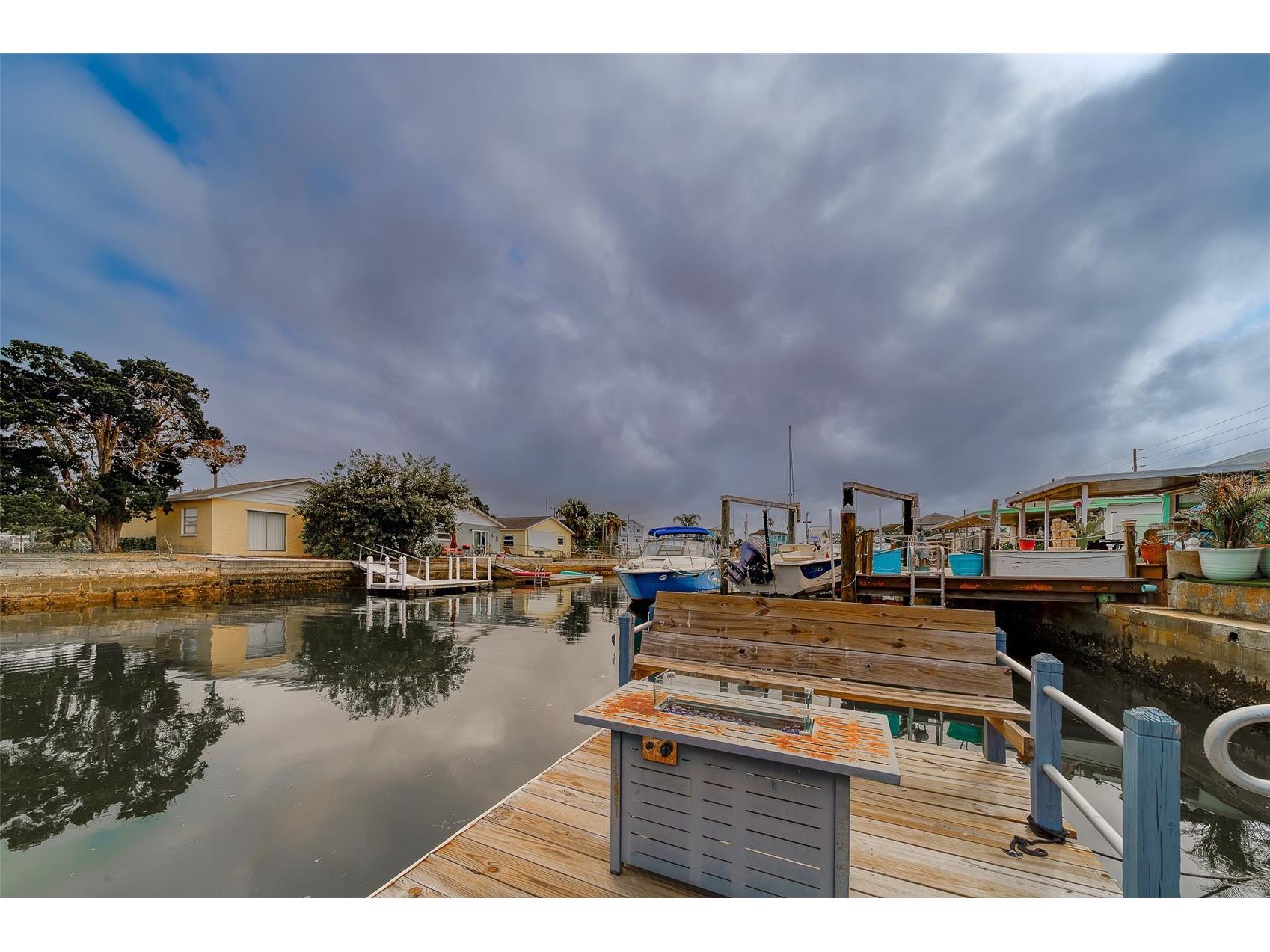 6403 Lonnie Lee Lane Hudson FL 34667 TB8488457 image43